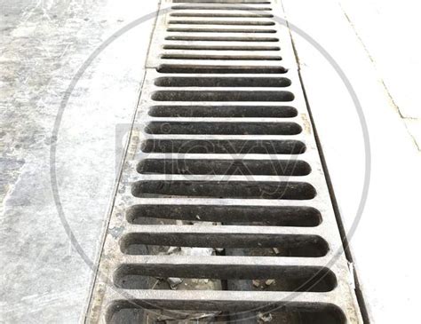 Image Of Channel Gratings Made Of Ductile Iron Material For Drainage