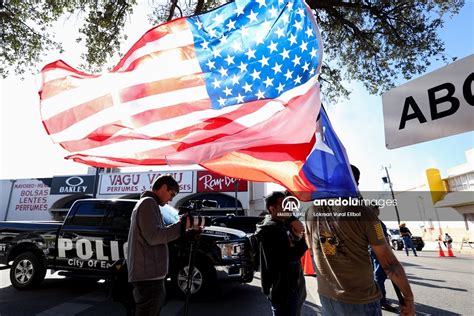 Texas Valisi Abbott Tan Cumhuriyet I Vali Ile Biden A Kar G Vde