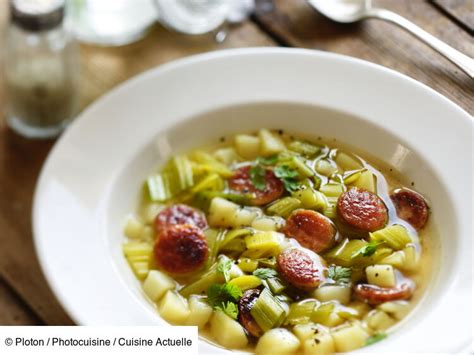 Soupe poireaux pomme de terre saucisse facile découvrez les recettes