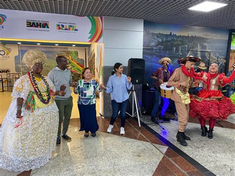 Integrantes Do G S O Recebidos Na Bahia