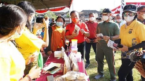 Puluhan UMKM Ramaikan Pasar Gotong Royong Krama Bali