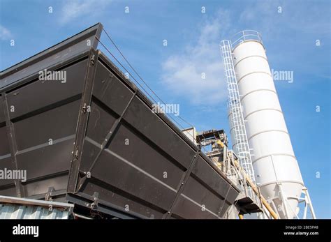 Construction Cement Production Silo Hi Res Stock Photography And Images