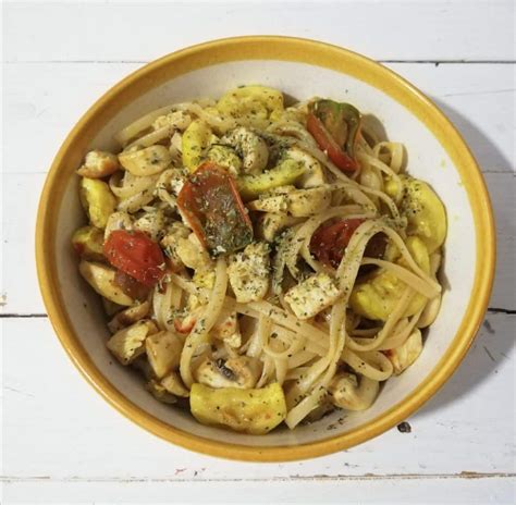 Receta Nidos de Pasta con Pollo al Pesto fácil