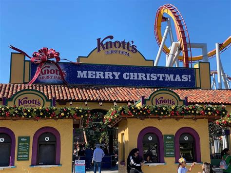 Videos Photos Knott S Merry Farm Brings Food Entertainment