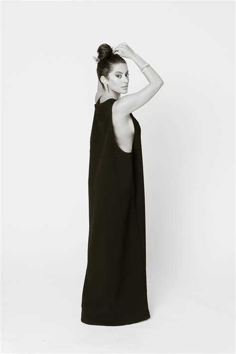 Sisterly Solidarity Inspires Actor Carmela Zumbado