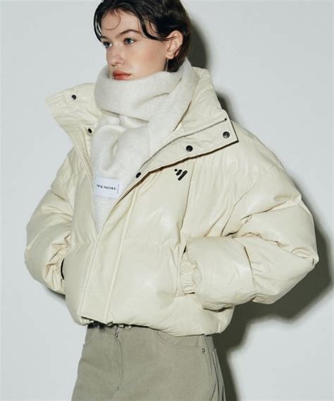 MUSINSA公式 NICK NICOLE LEATHER CROP PUFFER PADDING CREAM