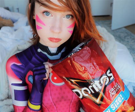 Snugglepunk Cosplay Eating Redhead Webcam Model Women Indoors Overwatch Dva Overwatch