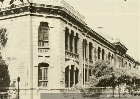 Edificio En El Que Funcion La Escuela De Artes Y Oficios Memoria