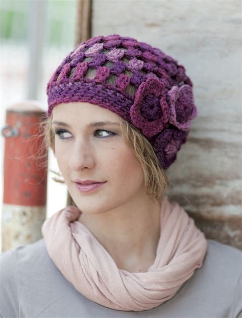 Crochet Pattern Flirty Flowers Hat By Frauke Kiedaisch Underground