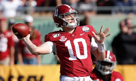 Alabama's Mac Jones returns as the most proven quarterback in the SEC