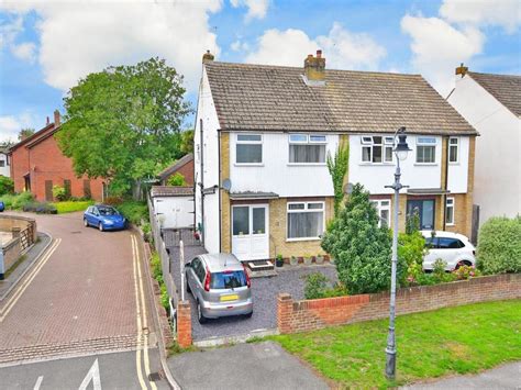 High Street Minster Ramsgate Kent 2 Bed Semi Detached House 290 000