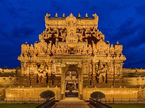 9 Most Beautiful Ancient South Indian Temples You Must Visit