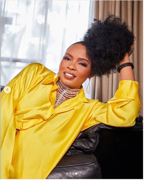 Yemi Alade La Diva Nig Riane Fait Carton Sur La Toile Avec Son Nouveau