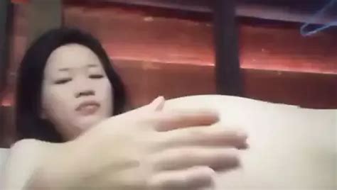 超级性感的亚洲中国女孩的阴户和奶子 第6部分 Xhamster