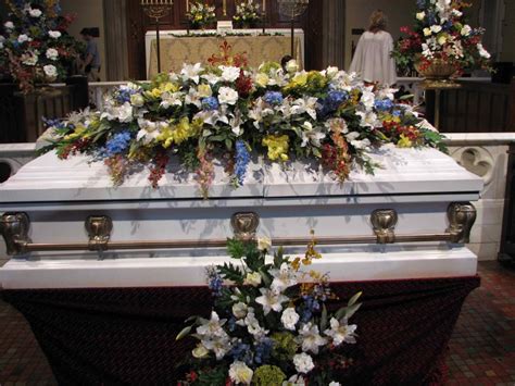 Privacy experts are concerned about public death records online