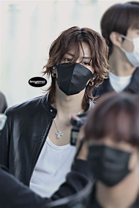 220515 Yuta At Incheon International Airport On The Way To Japan