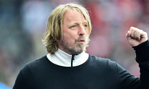 Mislintat En Ajax Op Haar Na Rond Meerjarig Contract Ligt Klaar