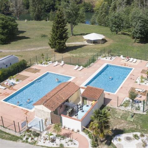 Camping AX LES THERMES 3 Locations De Mobil Home AX LES THERMES