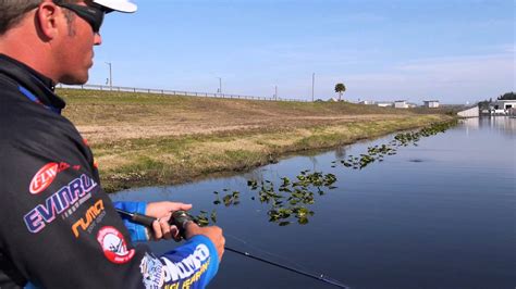 Bass Fishing: How to Fish a Popper - Topwater Fishing with Scott Martin ...