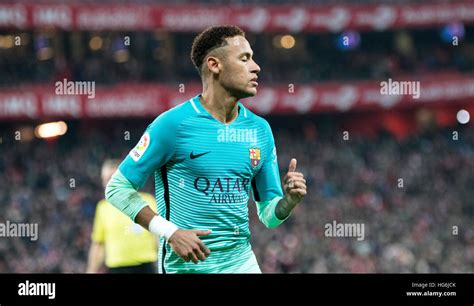 Neymar Jr Barcelona 2017 : Neymar to Barcelona? Transfer Updates as ...