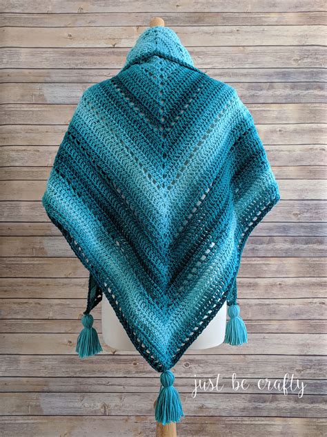 Crochet Triangle Shawl Pattern Free Crochet Pattern By Just Be Crafty