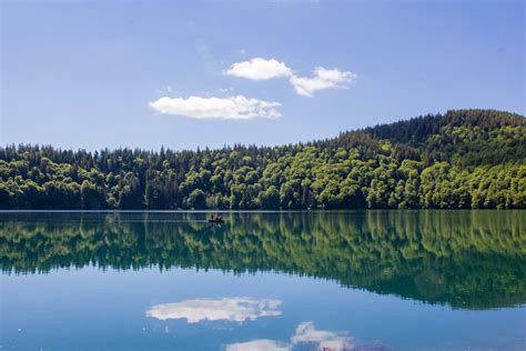 Lacs Et Volcans D Auvergne Lacs Du Puy De D Me Pr S Du Mont Dore Lac