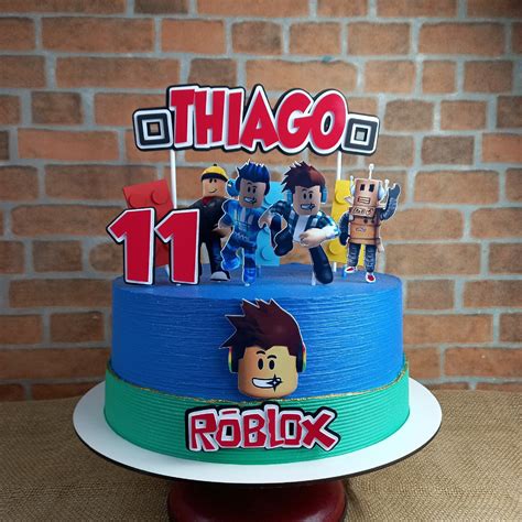 Bolo Roblox 60 Modelos Divertidos Para A Sua Festa Em 2021 Bolos De