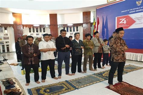 Masyarakat Indonesia Di Ethiopia Salat Gaib Untuk Almarhum Bj Habibie