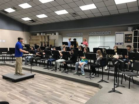 WHHS Band Performs for WHMS Band Class | Western Harnett Middle School