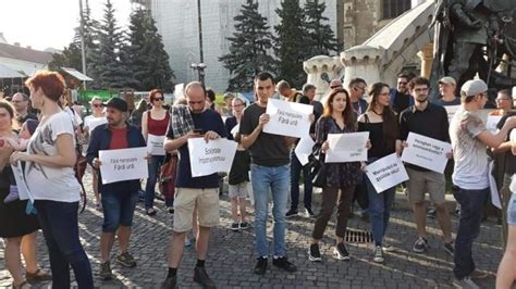 Video Cluj Circa De Persoane Participante La O Adunare De