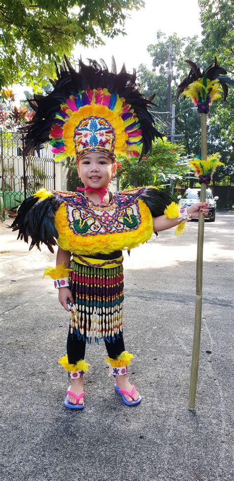 Buwan Ng Wika Headdress