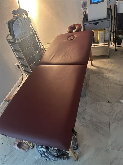 Massage Table For Sale In San Marcos Ca Offerup