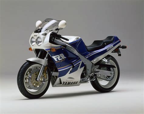 Moto Del D A Yamaha Fzr Esp Ritu Racer Moto