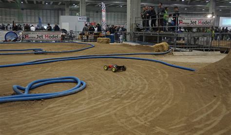 Una Pista Per Gli Aspiranti Piloti A Model Expo Italy Gara Monster