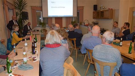 Bürgerversammlung Massenbuch Parkplätze An Privat Angelegtem Park