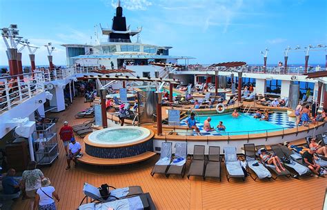 Top Cruise Ship Pools - Cruise Tips, Reviews, & Articles - Cruisebound ...