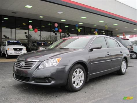 Magnetic Gray Metallic Toyota Avalon Xl Photo