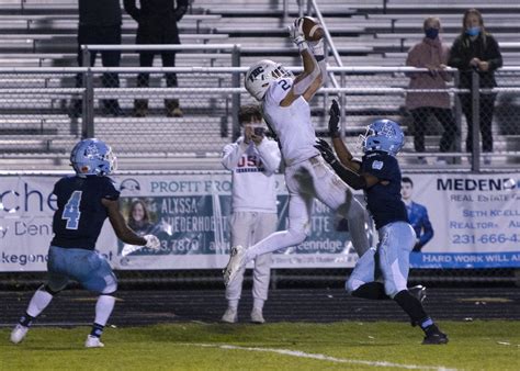 Reigning Champ Mona Shores Survives As Forest Hills Central Nearly