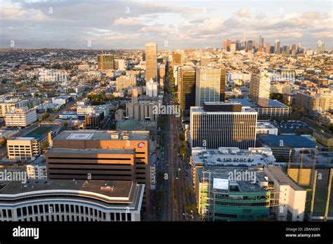 Wilshire Boulevard Aerial Hi Res Stock Photography And Images Alamy