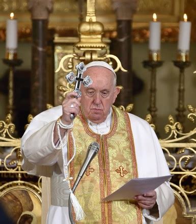 Budapest Hungary Pope Francis Meets Editorial Stock Photo