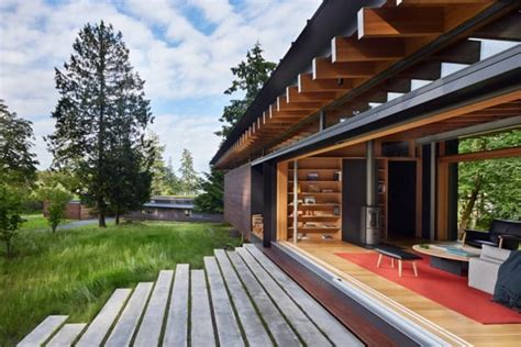 Beautiful Wooden House Exterior and Interior Design Ideas, Modern ...