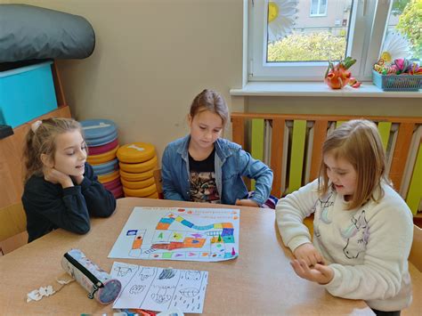 Projekt Edukacyjny Z Kotem Amadeuszem Przez Wiat Warto Ci I Emocji