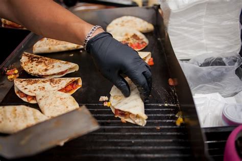 Tacos Frescos Chef Cocinando Burito Mexicano Cocinero Preparando