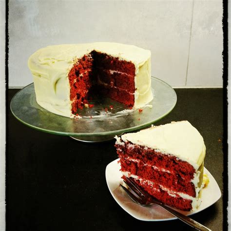 Red Velvet Cake Met Witte Chocolade En Roomkaas Glazuur Vulling Door