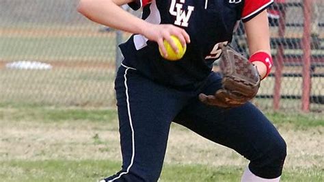 Creek Wood Softball Shuts Out Lewis County