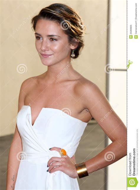 Pictures Of Addison Timlin