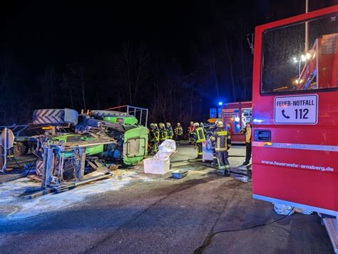 Unfall Mit Traktor Einsatzbericht Arnsberg