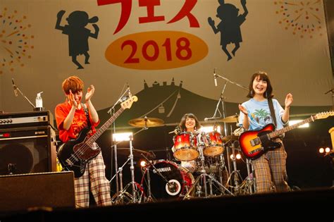 チャットモンチー主催イベントday1に奥田民生ベボベら登場、高橋久美子とも「シャングリラ」 ニコニコニュース