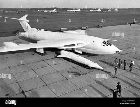 Press showing of the Handley Page Victor bomber with its Blue Steel Stock Photo, Royalty Free ...