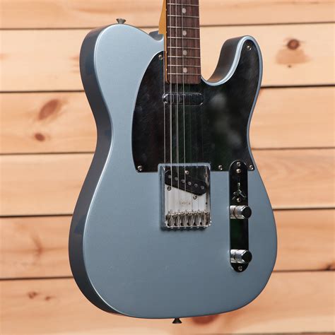 Fender Chrissie Hynde Telecaster Ice Blue Metallic Righteous Guitars